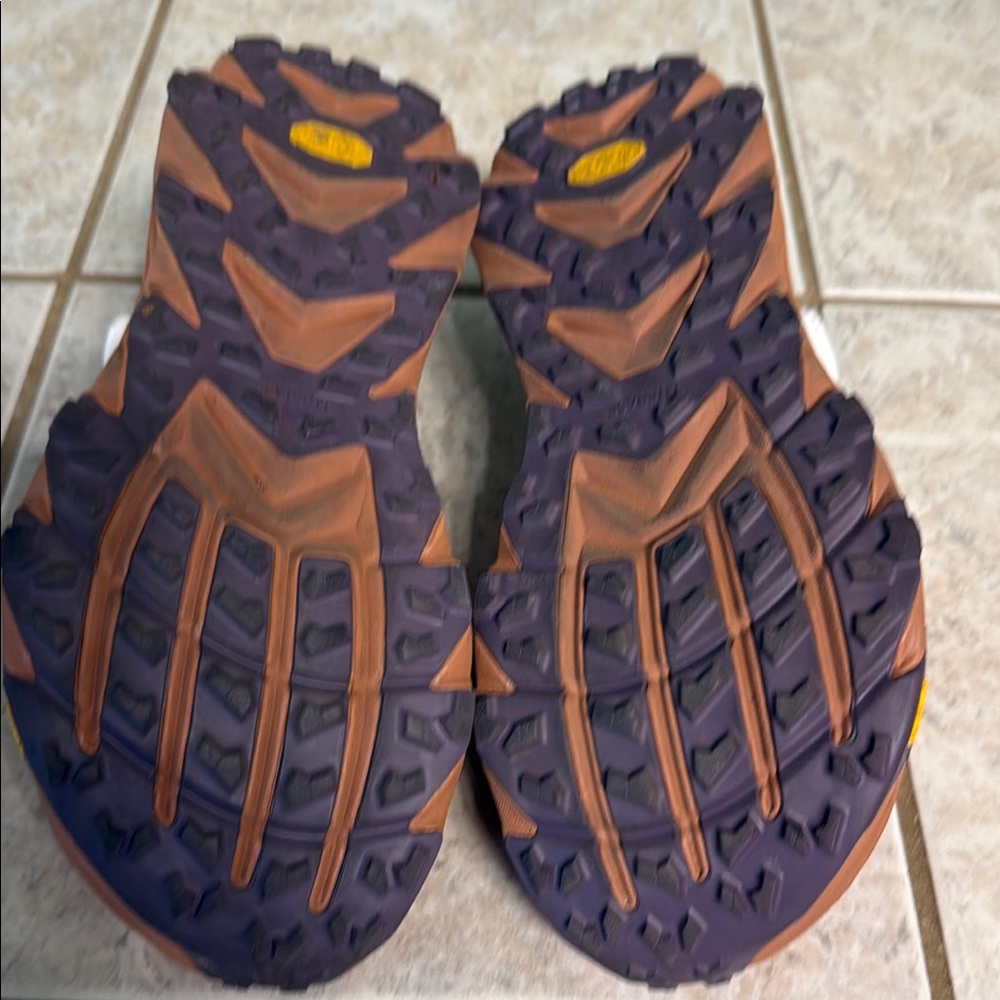 Altra Men's Athletic Shoes in White and Orange - Picture 7 of 8
